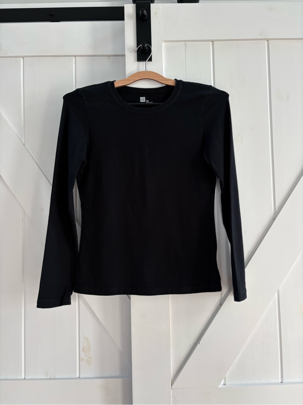 GAP Women’s XS Black Long Sleeve Crew Neck Stretch Cotton Basic Top